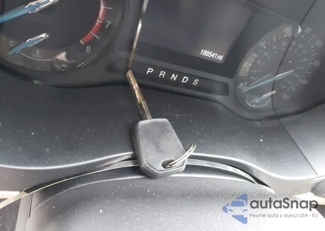 2013 Ford Fusion Se z USA, uszkodzony, nr VIN 3FA6P0H72DR305275